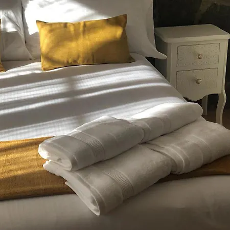 El Valle De Lis * Praves