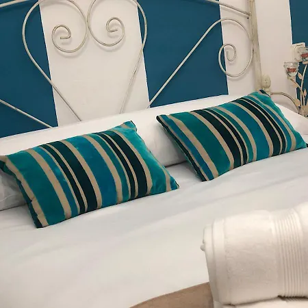 El Valle De Lis * Praves